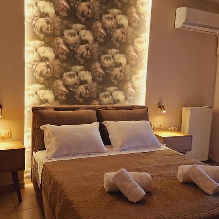 Primrose Apartments โตโล ภายนอก รูปภาพ